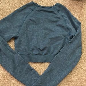 Alphalete long sleeve